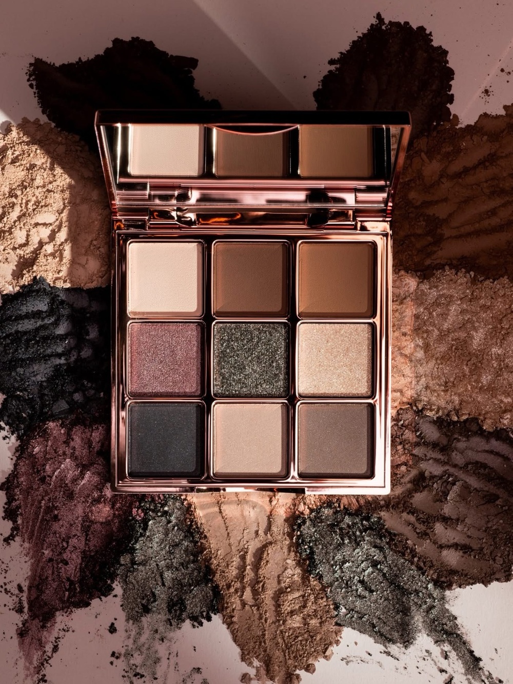 Younique Palette 10 & Fluffy crease eyeshadow brush